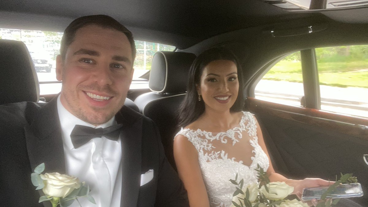 GregScott44's tweet image. Wedding day selfie!!!! She’s a lucky lady 😍😍😍💯💯🎉🎉🥂🥂🥂🥂