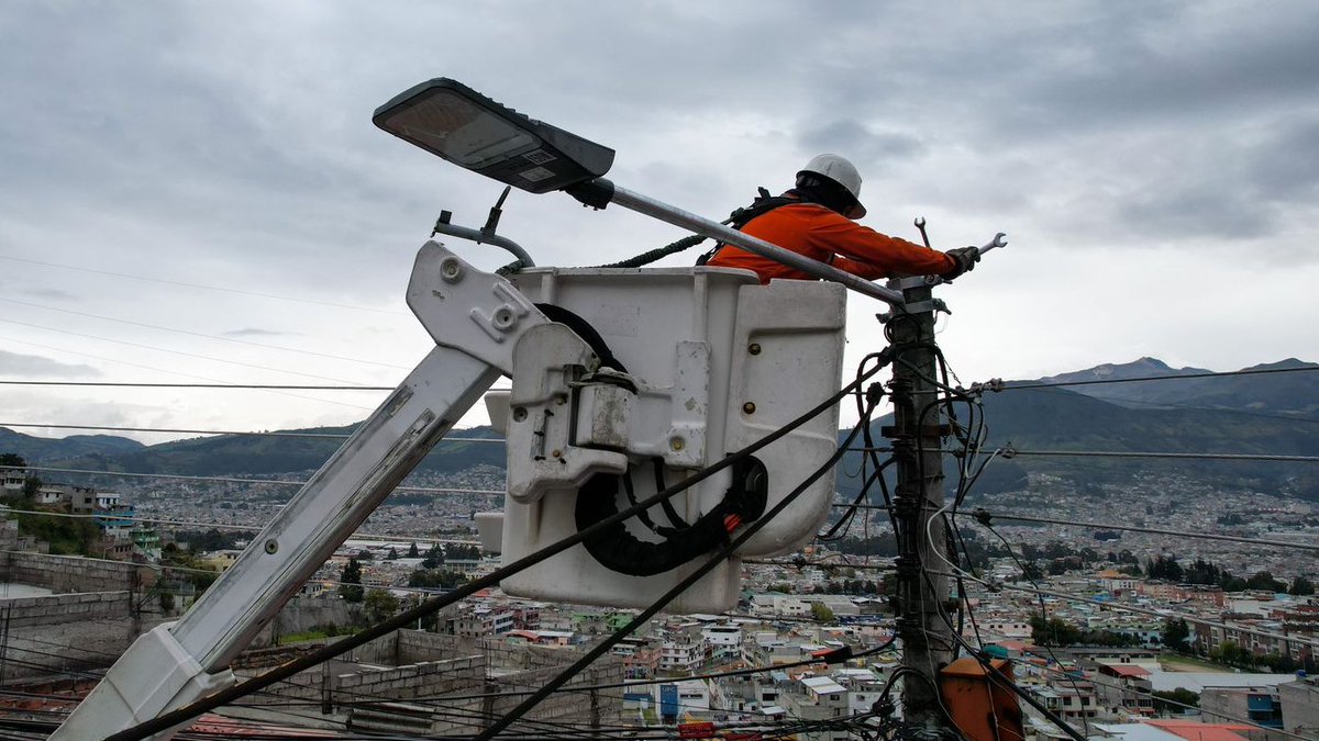 Empresa Eléctrica Quito tweet media