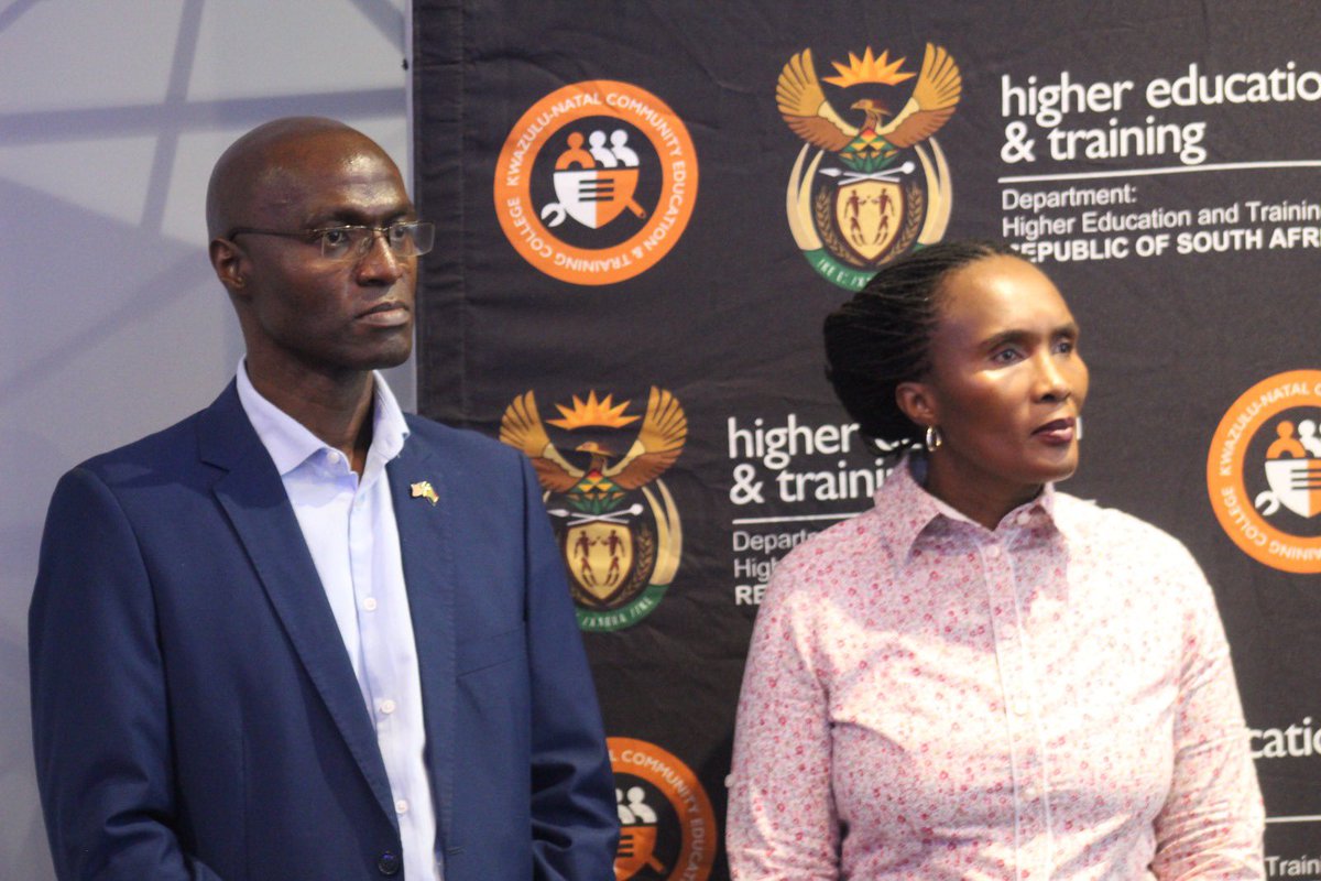 HigherEduGovZA's tweet photo. The  newly SRC members for KZN-CET colleges were elected last night at the Capital Pearls Hotel. 

DDG Ms Thembisa Futshane appealed to KZN CET student leaders to encourage their friends, families and neighbours to enrol and study at Community  Colleges.
#SRCCapacityBuilding https://t.co/Vzm74e3HBI
