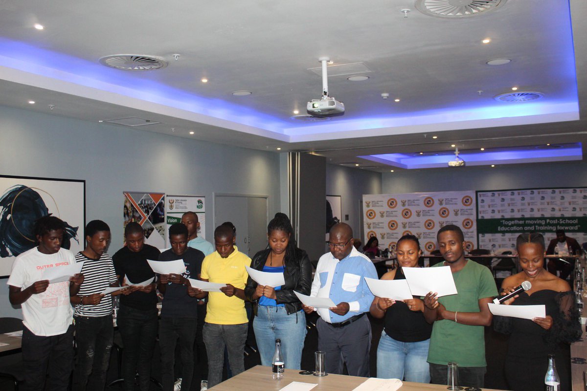 HigherEduGovZA's tweet photo. DDG for CET Colleges, Ms Thembisa Futshane welcomed the newly elected SRC Executive Team during the capacity building workshop this afternoon in KwaZulu-Natal province, in uMhlanga at the Capital Pearls Hotel.
#SRCCapacityBuilding
#CETKZN https://t.co/46fBNVFhKr