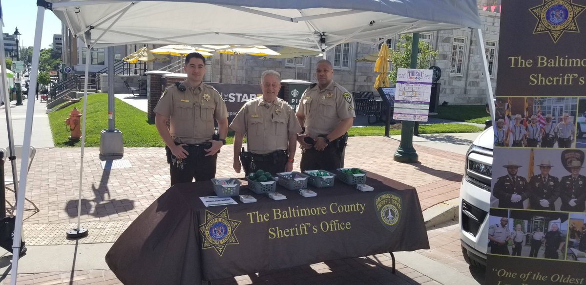 BaltCoSheriff's tweet photo. The Baltimore County Sheriff’s Office is actively recruiting for Sheriff’s Deputies! 

Stop by our table at #TowsontownFestival. Our deputies are anxiously waiting to meet you!! https://t.co/oWhBnxvHjd