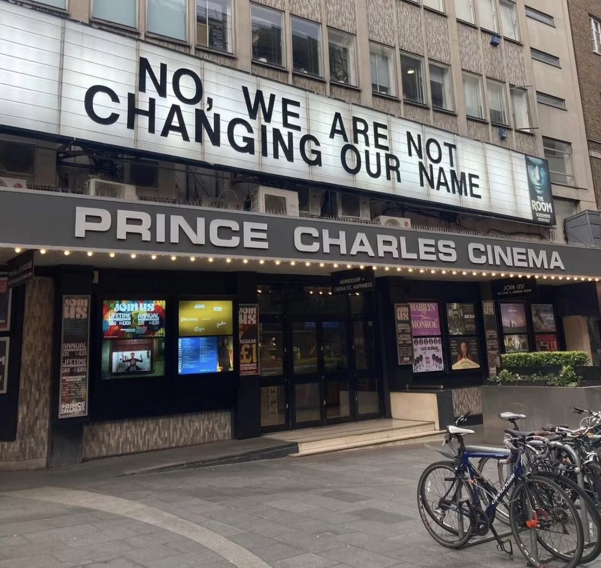 When #movieTheaters just say. “Nope!” 

#princeCharlesCinema #PrinceCharles #Coronation #nope