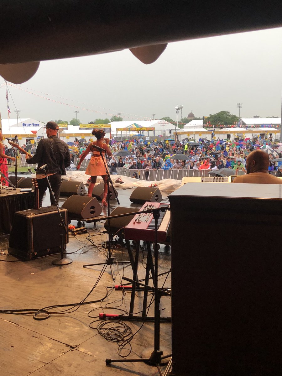 IamEvaStyles's tweet photo. Rain or shine the show WILL go on! #JazzFest2023 https://t.co/DeiCNfU1z9