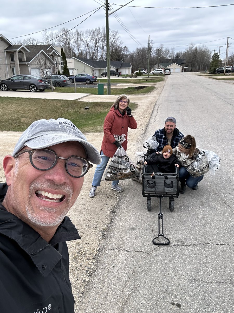 Mitchell Clean Up and Walk also happening today. Great job cleaning up or communities. #rmofhanover #cleanupandwalk #community