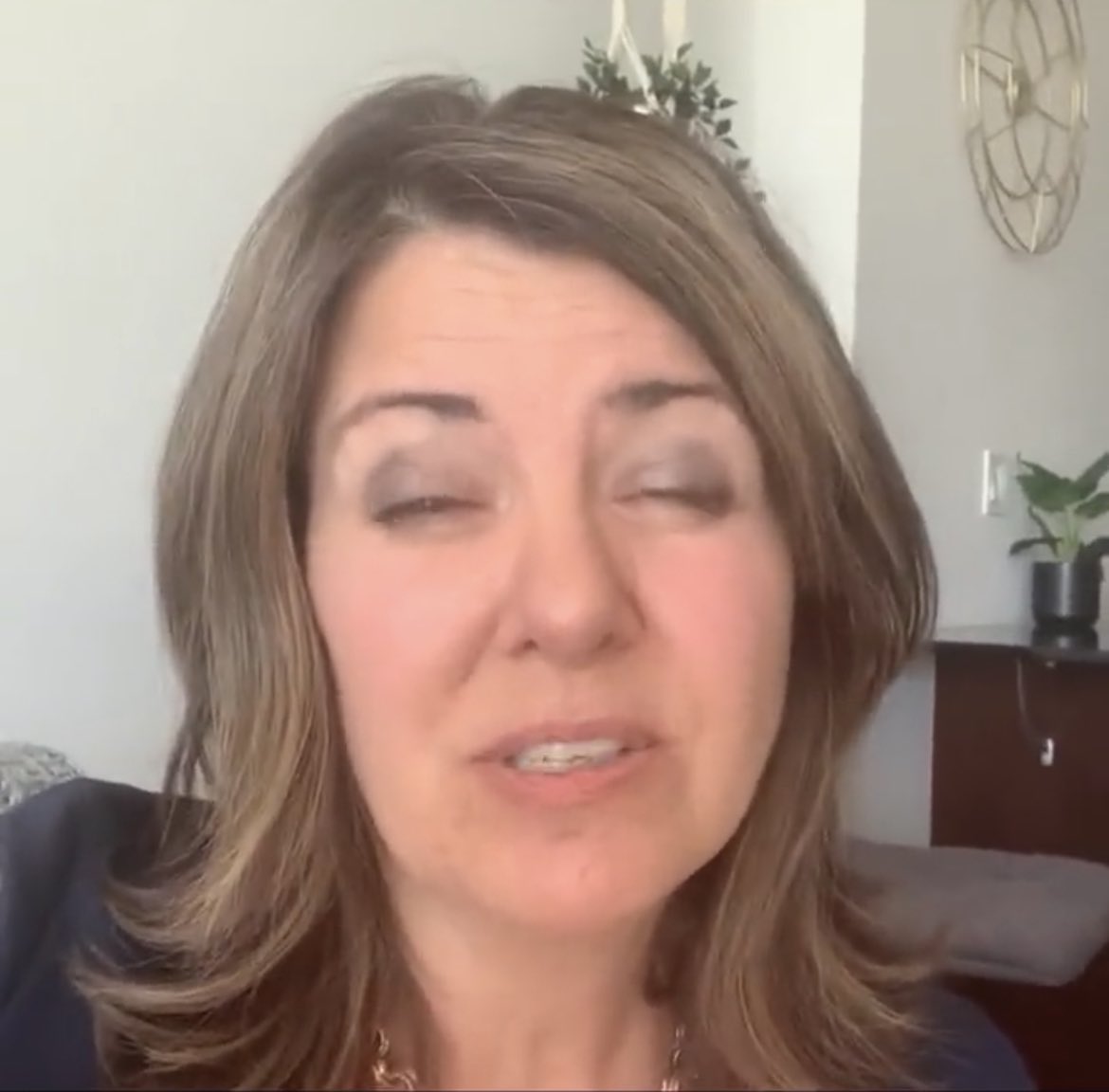 JasonOnTheDrums's tweet photo. #Ableg

Why is accepting help from the Fed’s even a “decision”?

Enough with the partisanship, take action NOW Danielle Smith.

24,000 Albertans are now displaced because of Smith.  Shame on EVERY @UCPCaucus member who is watching this inept former Premier doddle

Unforgivable. https://t.co/Yx8h4yEpCw
