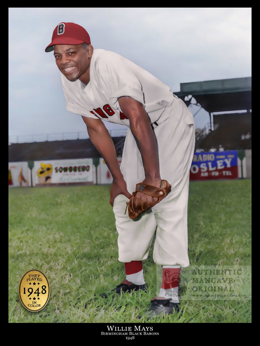 Here's wishing the great Willie Mays a very Happy 92nd Birthday! Seen here in 1948 at 17 with the Birmingham Black Barons, the young phenom would make his debut in @MLB 3 yrs later w/the NY Giants & earned the 1951 NL RoY! Happy Birthday, Willie!! @NLBMuseumKC @nlbmprez @SFGiants