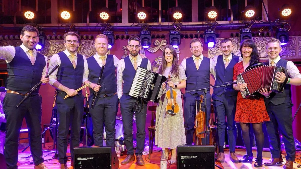 For the first night of Tonn Nua festival, Ballhaus Berlin opened its doors to musicians and music lovers alike. Over 200 people enjoyed the music, workshops, and ceílí that brought everyone on the dance floor. We're looking forward to the second day with headliner <a href="/CormacBegley/">Cormac Begley</a>.