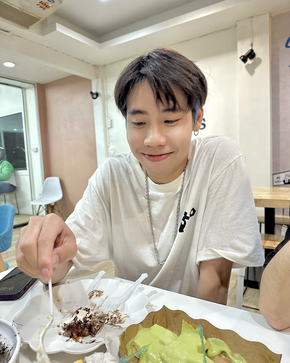 uueungg's tweet photo. ดีกันแล้วว..มั้งง 🤪 https://t.co/BNvPzWl7Eu