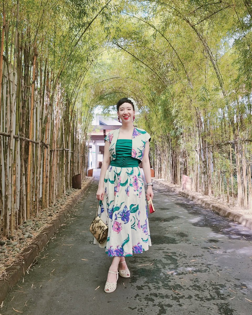 Wedding guest attire featuring a 1940s Pat Premo set! ❤️