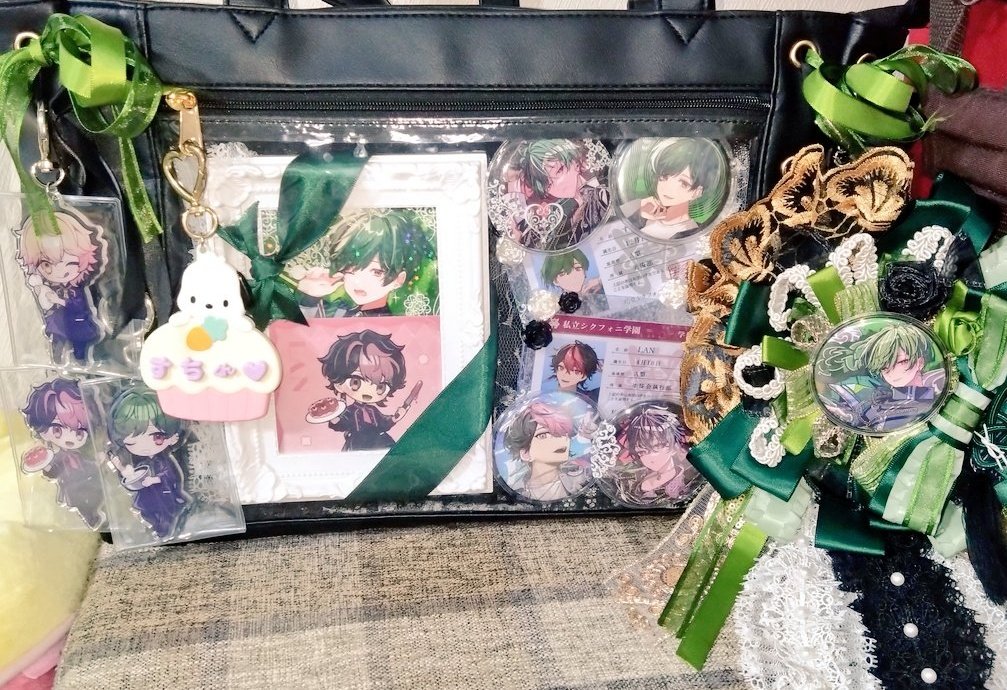 シクフォニ #シクフォニスイパラ 明日、スイパラこの痛バで行きまーす！