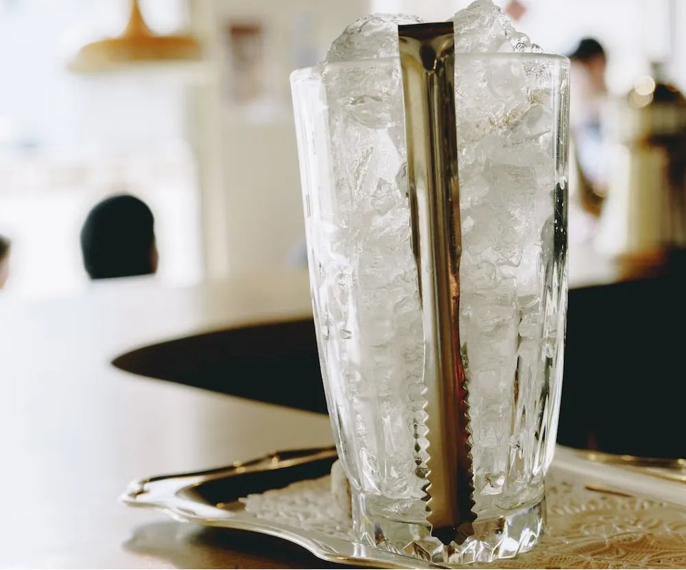 LAICEMACHINE's tweet image. Is your #commercialicemachine not producing ice? Read this guide to learn what could go wrong and ways to resolve this issue. buff.ly/3LjU5lW