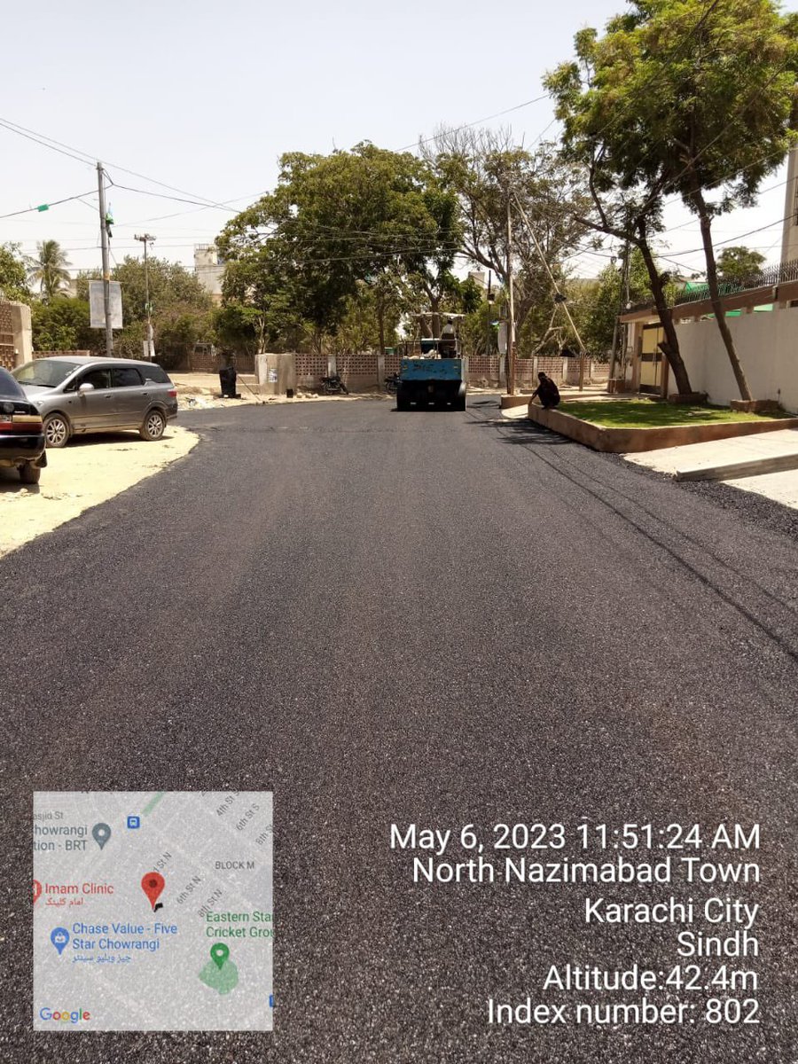 DCKhiCentral's tweet image. Just in: Road carpeting done by DMC Central in various streets of Block L North Nazimabad! #KarachiDevelopment #BetterInfrastructure