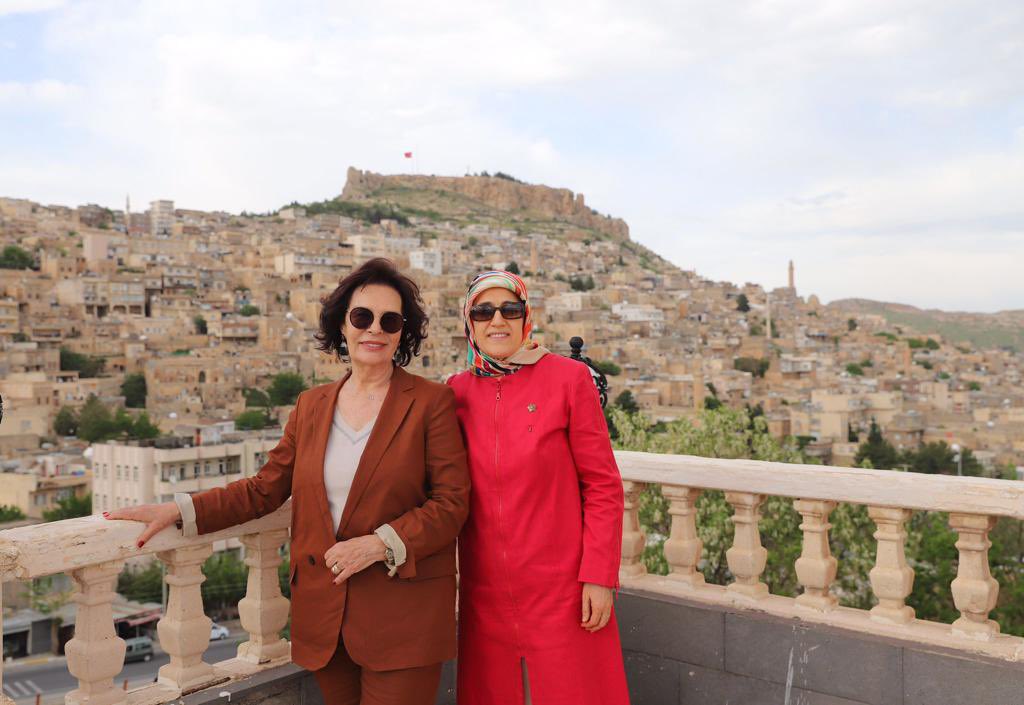 Yeşilçam’ın hanımefendisi, Türk halkının sevgilisi Hülya Koçyiğit’i Mardin’imizde ağırlamaktan büyük mutluluk duyuyorum.💐
