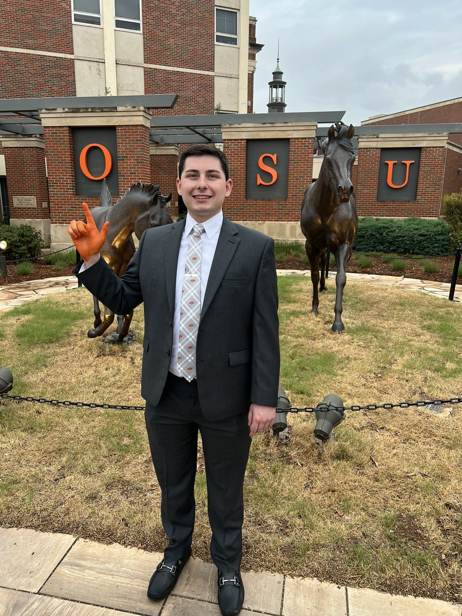 breturbine's tweet photo. OK State ring ceremony.  #OKStateRing #osu #OKstate #okstatealumni #pistolpete @OKStateSA @OSUCampusLife @SpearsBusiness @BeAnOSUCowboy @OKStateAlumni @okstate https://t.co/bioxhmKzhH