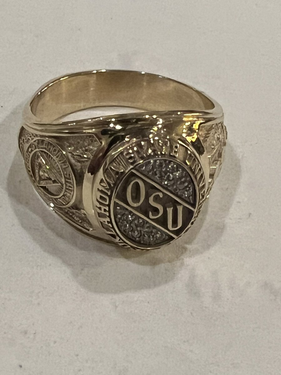 breturbine's tweet photo. OK State ring ceremony.  #OKStateRing #osu #OKstate #okstatealumni #pistolpete @OKStateSA @OSUCampusLife @SpearsBusiness @BeAnOSUCowboy @OKStateAlumni @okstate https://t.co/bioxhmKzhH