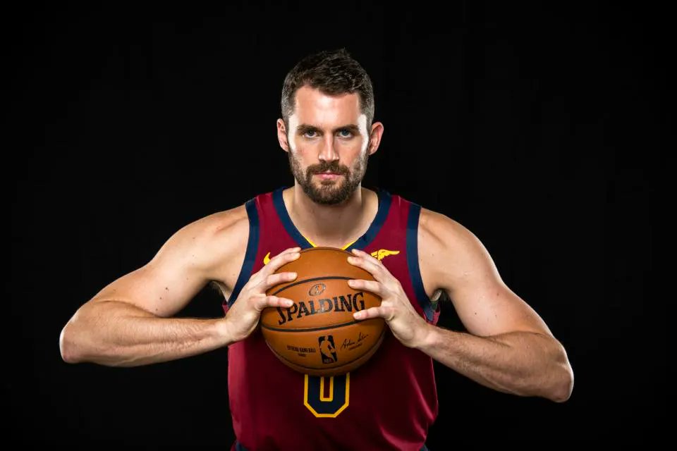 Kevin Love has made $265M in his career. 

But even more impressive, his business moves off the court (that are saving lives).

Here's the fascinating breakdown:
