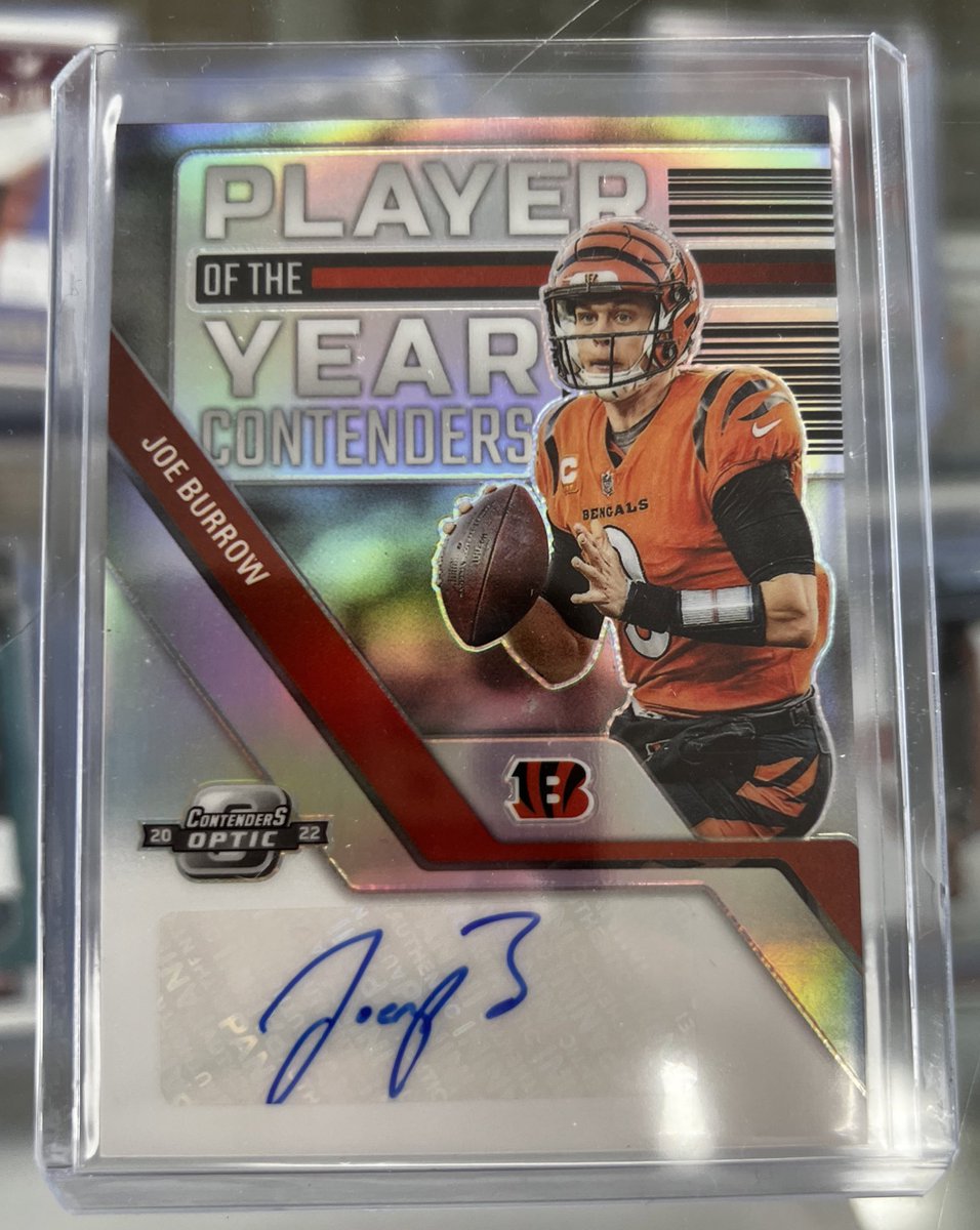 Three_Stars's tweet photo. It's a π #HitsRoundUp! Joey B /15 and Tom Brady Downtown both made recent appearances from products from our stores! π₯ #Hits #BOOMington #OLittleCanada #supportyourlcs https://t.co/KNpohx2l1N