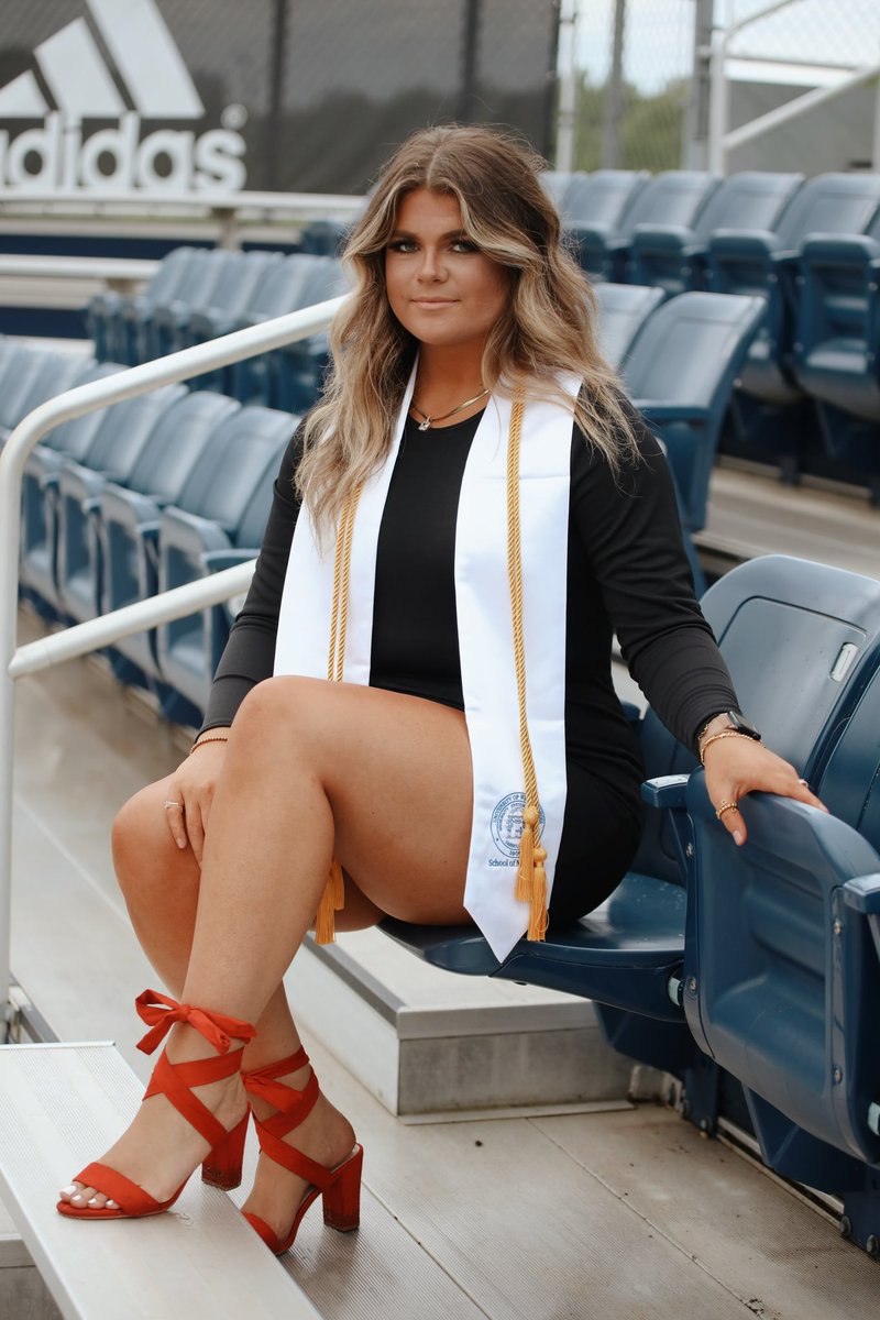 jaciearrington's tweet photo. you goin to school to become a nurse… https://t.co/xP8lU5cPuG