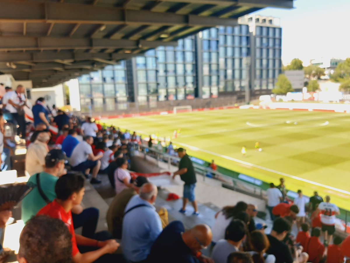 Now Lester, Diego, Roy and Scot gteat atmosphere @UDSanse v @AlgecirasCF 
#vamossanse