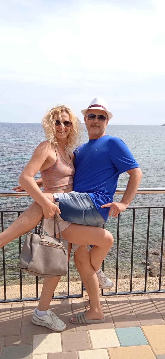 321LibCouple's tweet photo. Have a cracking weekend 😘
#onlyfans
#onlyfansFree
#OnlyFansgratis
#onlyfans_couple 
#onlyfanscouple #cutecouple #hotcouple #amateur #spicycontent
#weekendfun
#genuineprofile #realcouple #nudistcouple #nudists #fyp #fypシ
#explorepage #adultspicy
https://t.co/HlejnjsfEA https://t.co/4G1Hs6QuAm