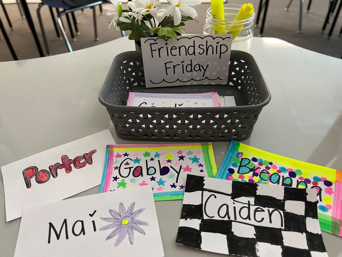 Mandy Schneider tweet media