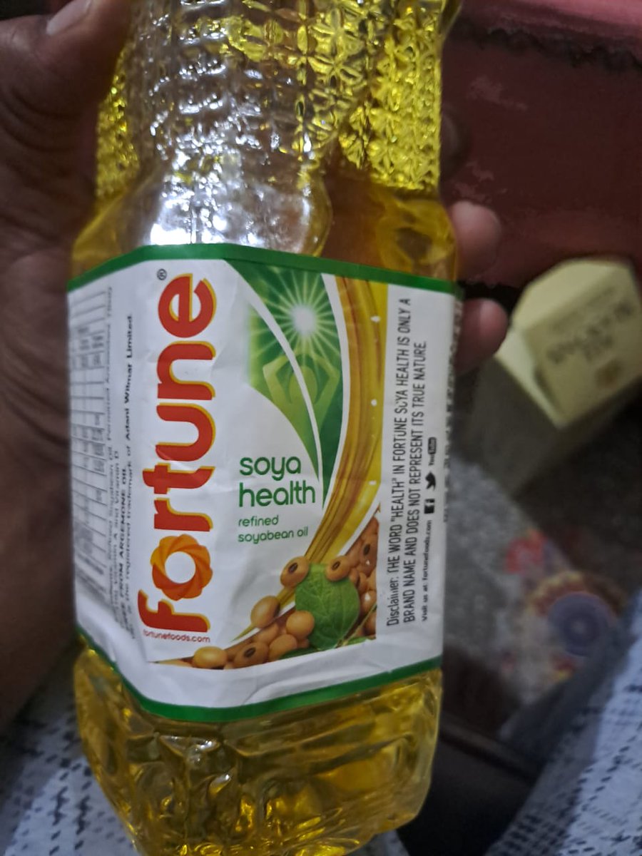 AshokBanjara_'s tweet photo. Right now I bought Fortune oil from the grocery store, the quality has come very bad, I cooked the eggs, the whole eggs got spoiled and became foam, maybe you mix more chemicals. I urge people not to buy Fortune Oil, these people can go to any extent to sell oil.
@FortuneFoods https://t.co/QlM39nuThr