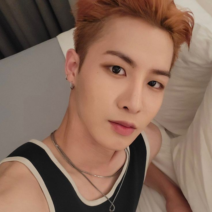 [off] hoje o dia é todo dele, Jung Kyungho! o nosso dancer mais precioso. 💖
parabéns kyungho, desejamos felicidades, saúde e muito sucesso em sua carreira. vc é tão incrível, vc merece o mundo e iremos ver vc crescer cada vez mais, amamos vc! 💘