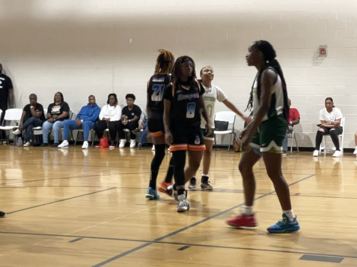 Prep Girls Hoops South Carolina (@pgh_scarolina) on Twitter photo Taking in the action down here in Charleston at the <a href="/LBI_Carolina/">Coach Wright</a> Spring Invitational. #PrepGirlsHoops #SwannysRoundbalReview Taking in the action down here in Charleston at the <a href="/LBI_Carolina/">Coach Wright</a> Spring Invitational. #PrepGirlsHoops #SwannysRoundbalReview