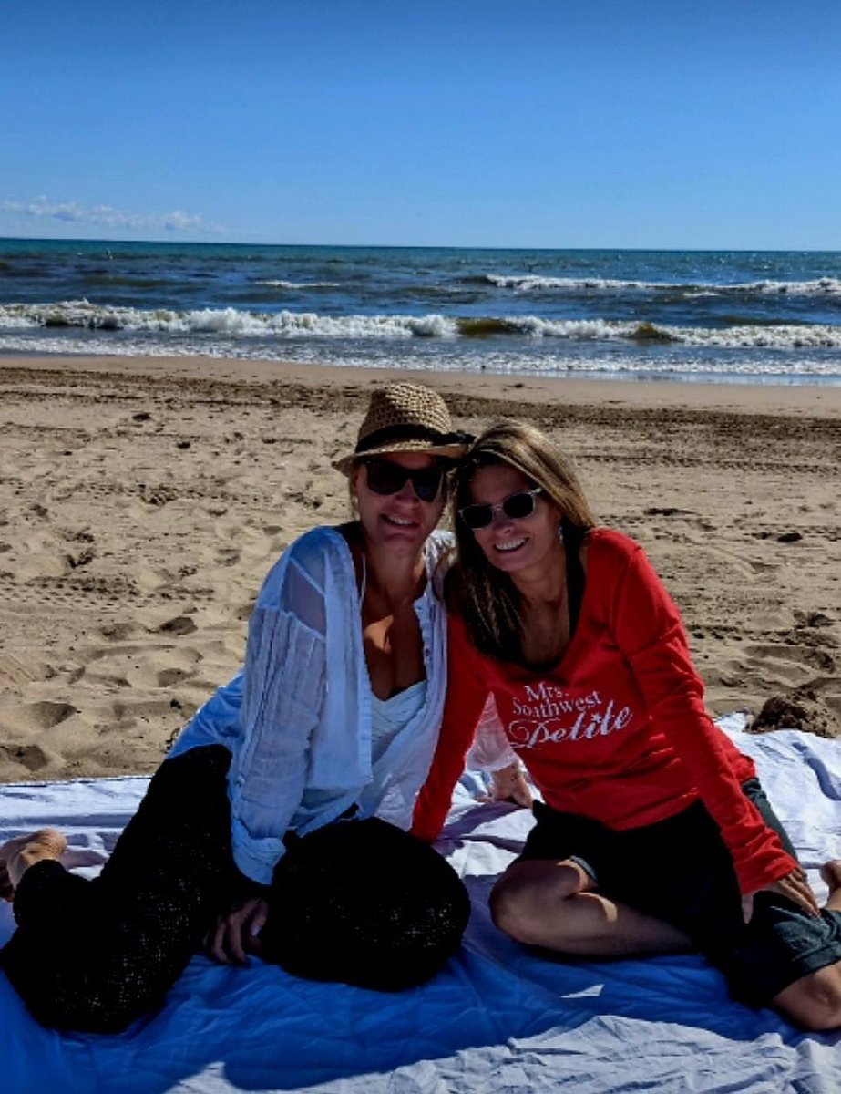BarbyIngle's tweet photo. That special day at the beach 🏖️ that you only get to do in the middle of a bucket list accomplishment for a #MentallyMindfil moment. #MayWePrevail #YesWeMay!  #PrevailingStill #BarbyIngle @BarbyIngle @MyBrainStormz #beachday #CheerleaderOfHope #MiaLotus 🏖️🎉🪷🧘🧘🧡🧡 https://t.co/WLawr46ErR
