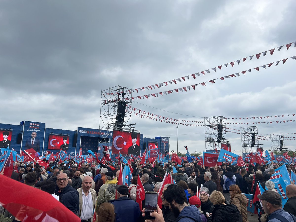 Gelecek güzel baharlar için yine meydanlardayız ✊🏼 #MaltepeMitingAlanı