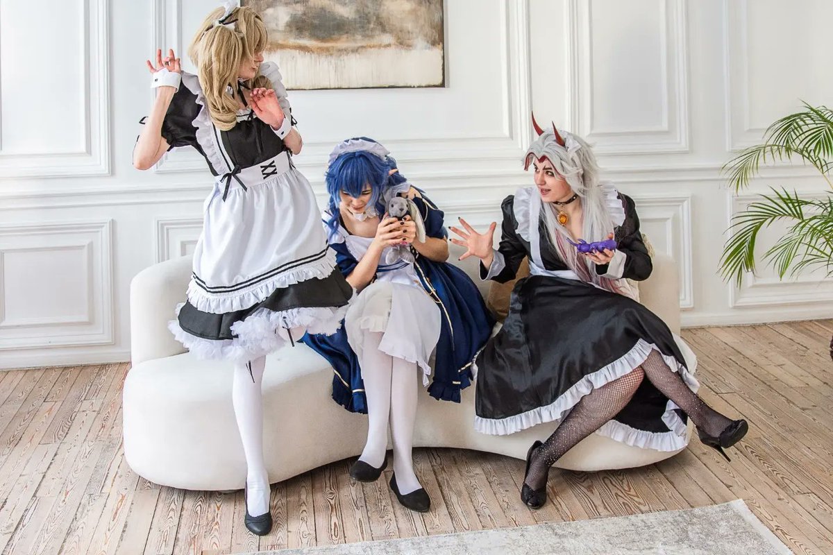 Itto: Do you know what appears in the spring? 
Barbara and Layla: What? 
Itto: Rhinoceros beetle! 
Barbara and Layla: Ahhh!  Insect!

#cosplay #genshincosplay #maidgensgin #HoYoverse #HoYoversecosplay #Barbara #Itto #Layla