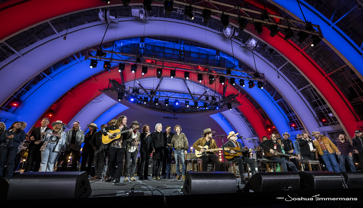 NobleVisions's tweet photo. Select images from the first show night of @WillieNelson 90th Birthday shows at the Hollywood Bowl. Additional rehearsal and show photos will continue to be released on social media at the start of the week. © Noble Visions | Josh Timmermans
#willienelson90 https://t.co/xTyhkT3sXV