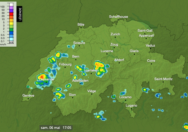 meteonewsSA's tweet photo. Quelques #orages se produisent en cette fin de journée sur l'ouest du #Plateau et sur l'#Oberland #bernois. Il est ainsi tombé localement plus de 15mm sous ces #orages. Suivi en direct des #averses par ici! https://t.co/RV60Pe1QKm (vd) https://t.co/Qe3JSKnDcY