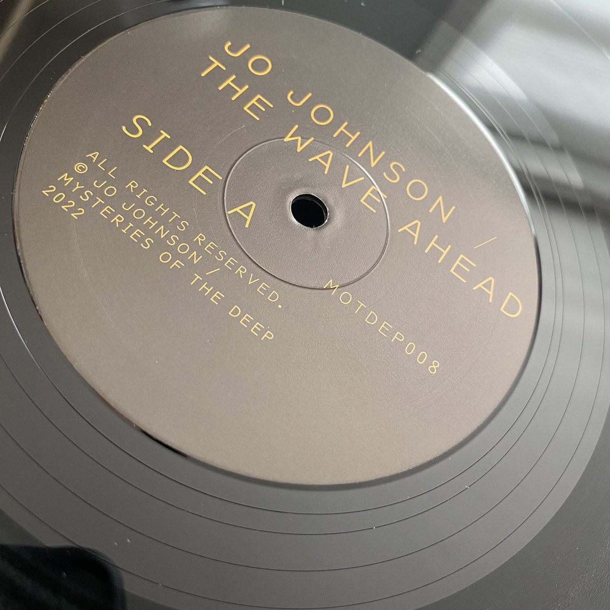 cagedbeatnik's tweet photo. pretty perfect releases at the moment . . evocative luxuriant transit - of memory rear view reflects & places from @wealdham just out on CiS . . & slightly older from @werkhouse is 'the wave ahead' sonic lessons in metering transience . . #wealdham #jojohnson https://t.co/RDxd5cjtVz