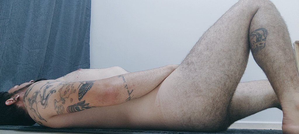 _allafymark's tweet photo. Pra quem gosta de um urso 😋 https://t.co/UijiCJ7OuM