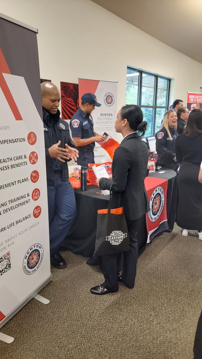 We are back at it! The KCFCA Diversity and Recruitment Workshop is in full swing. Firefighters Parker, Luevano, and Mailloux are here to help future firefighters find their home at Renton RFA. 👨‍🚒 #wearehiring #rentonstrong #firecareers