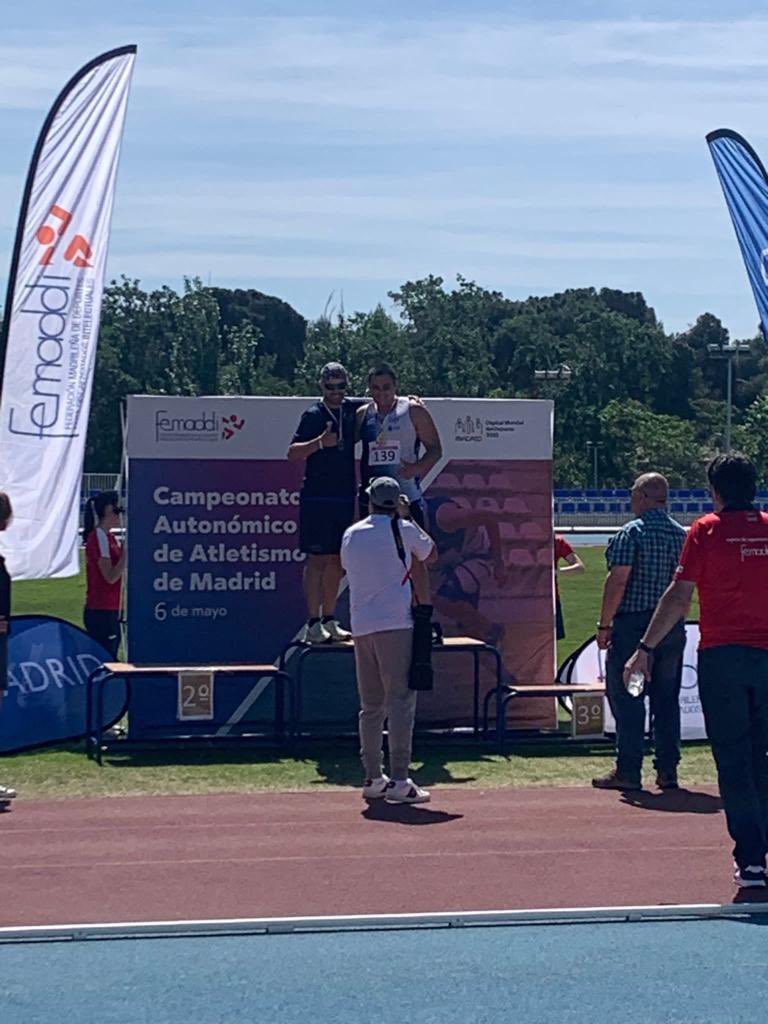 Nuestro atleta Christian Parreño acaba de proclamarse doble campeón de lanzamiento de disco y peso en el Campeonato de Madrid FEMADDI.

¡Enhorbuena Christian! 💪🏽💪🏽🥇🥇