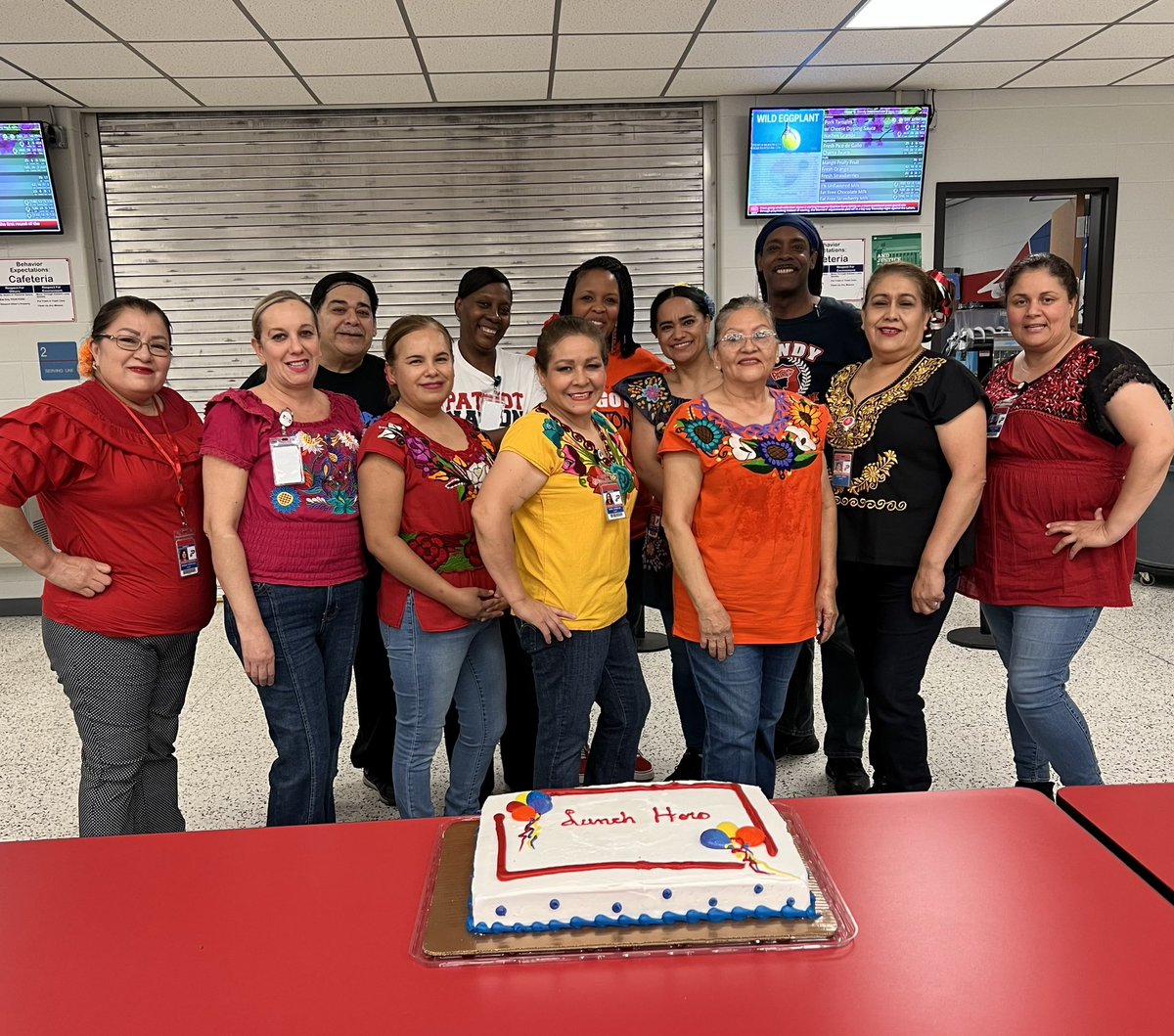TheBondyInt's tweet photo. We love our School Lunch Heroes and were happy to celebrate them yesterday! This team works so hard to make students feel welcomed and to ensure they are getting delicious and nutritious meals every day!
#BondyProud #GameOn https://t.co/ES3UfFbfh5