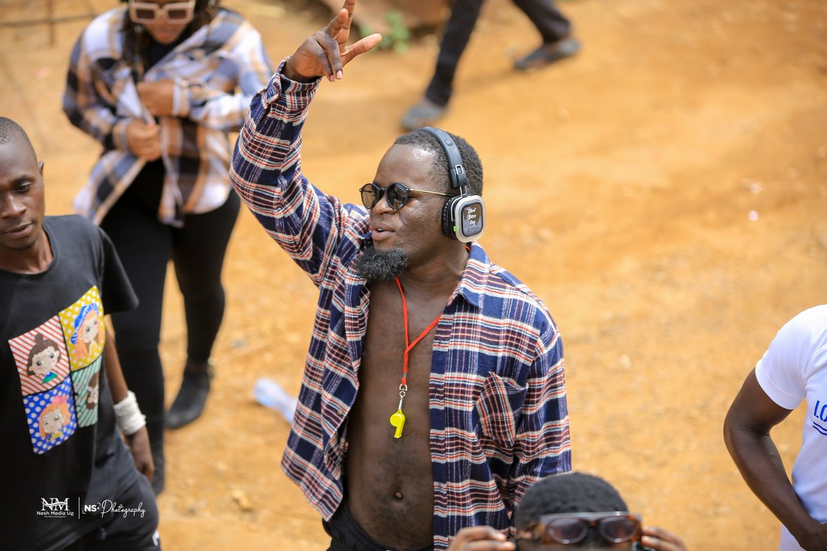 Neshmediaug's tweet image. Feeling the melodies and cool music on silent disco Headset is also another great way of enjoying RoadTrips.
#ExtremeAdventurePark 
#BusiikaVybz 

📷: @its_smiles