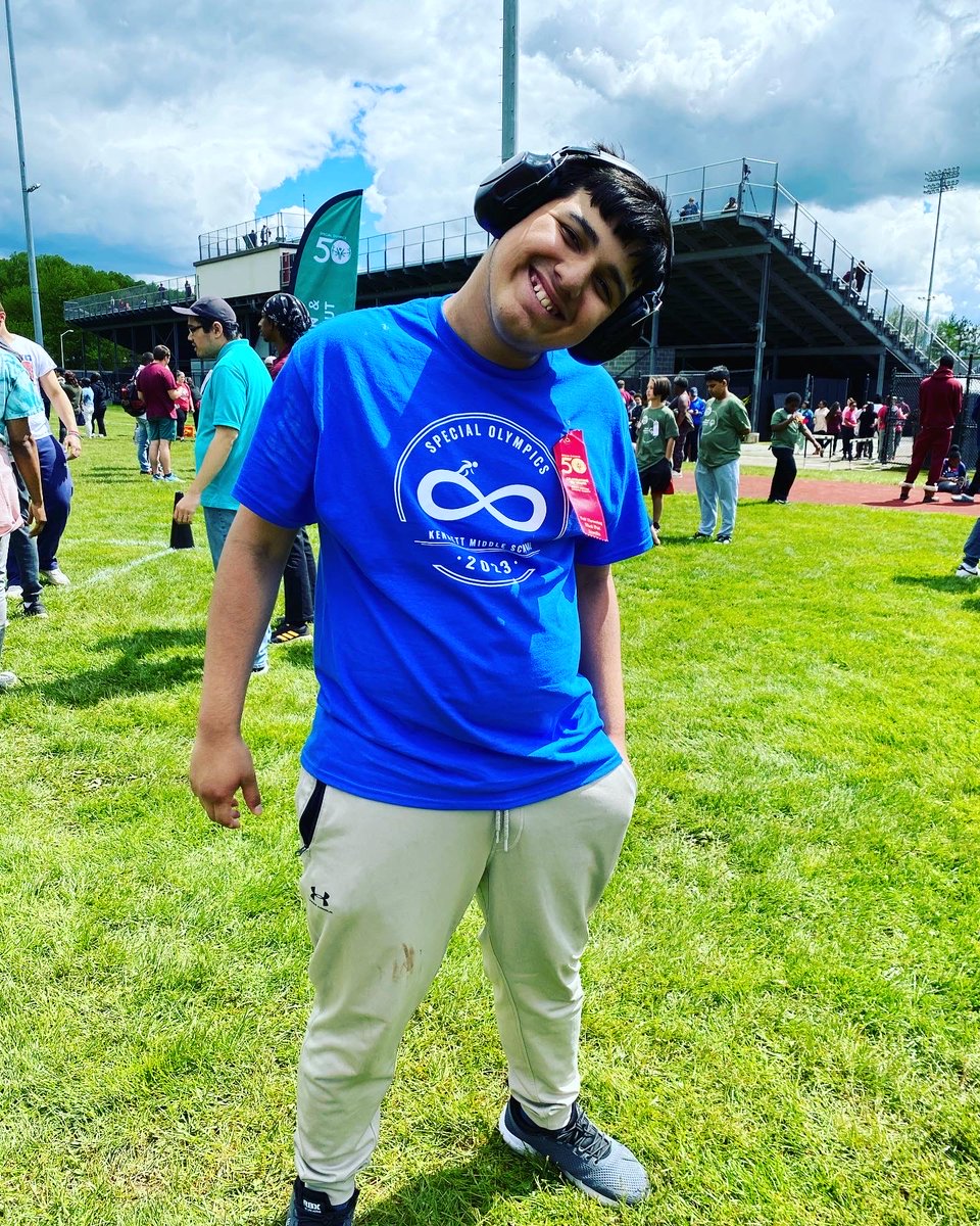 So proud of our courageous athletes who represented KMS at Special Olympics yesterday! Of course students and staff were in the hallways to send them off and welcome them back!! 💙