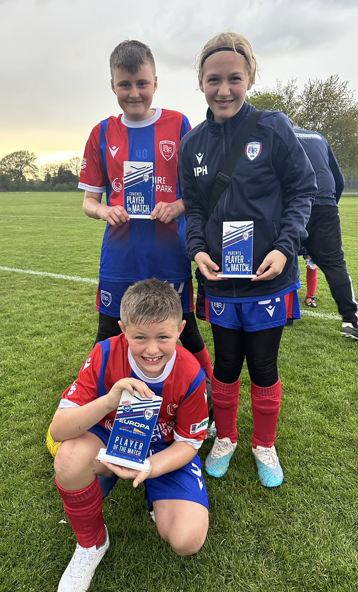 Harley, Jess and Charlie were the award winners from Friday evenings trip to play Springhead. It was a fantastic game and effort from all 9 players that took to the pitch but these 3 just shaded it.