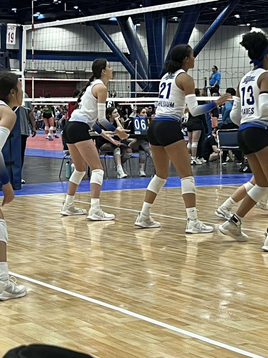 Foster athlete #5 of the day at <a href="/LoneStarVB/">LoneStarVolleyball</a> Regionals! Good luck the rest of the day chasing a bid Brookey! <a href="/Brooke_Barnes2/">Brooke Barnes</a>