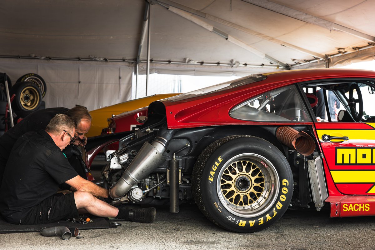 robertovery's tweet photo. MICHAEL & PETER #goodguys #lagunaseca #porsche935 #patricklong #turbo #California #petermiles https://t.co/MF5a3FVcDu