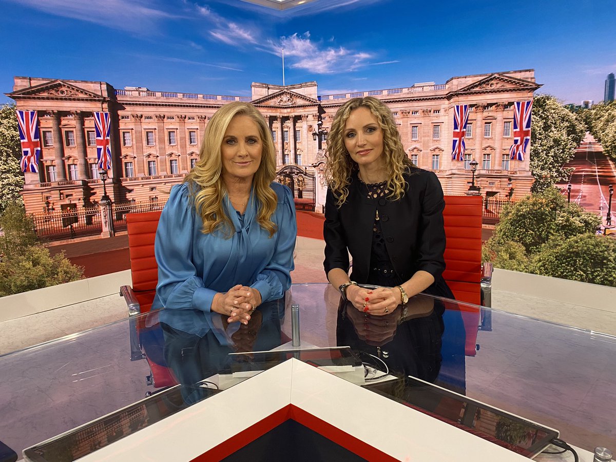 Suzannah Lipscomb tweet media