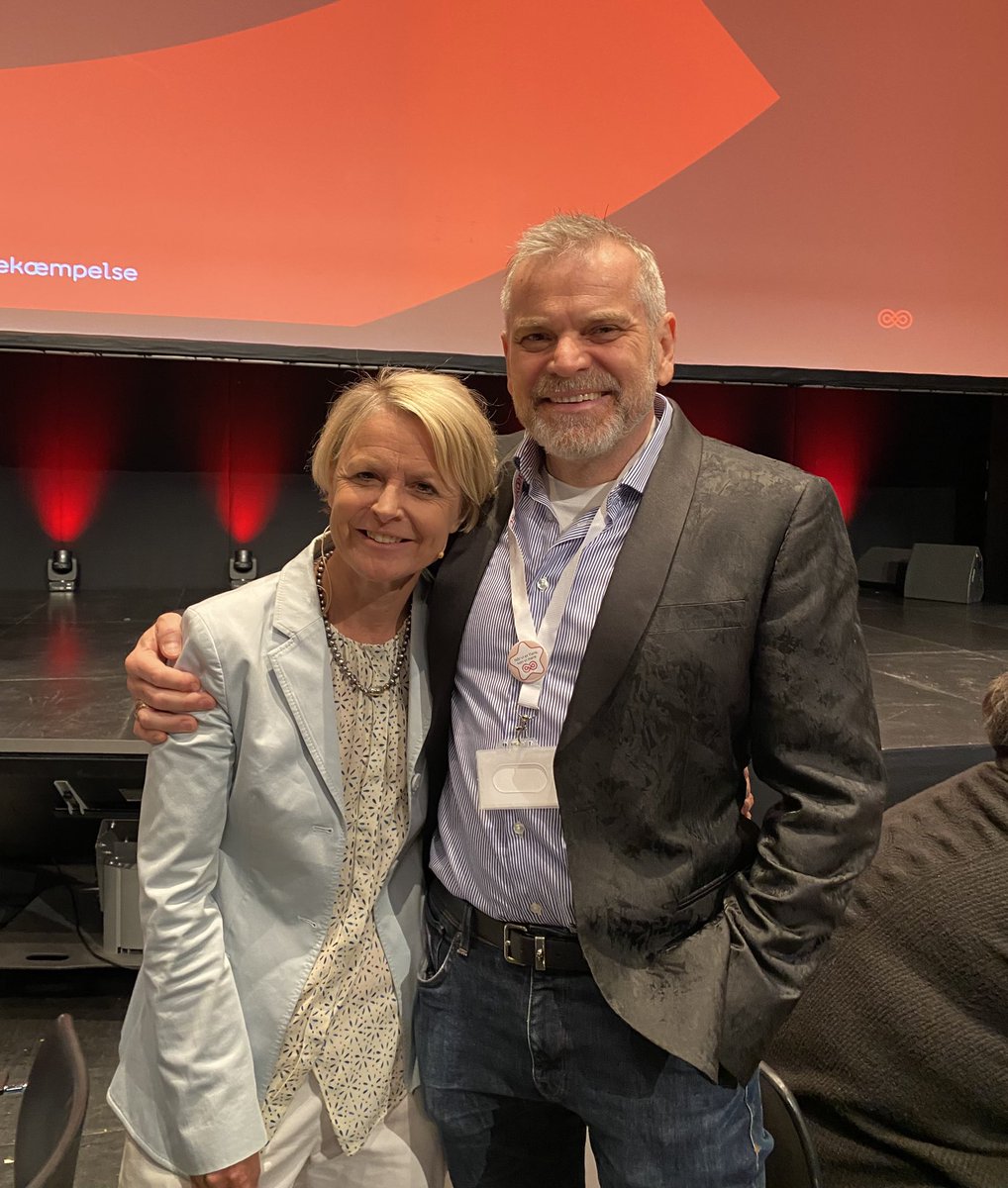 Stort tillykke med genvalget som vicepræsident i <a href="/cancer_dk/">Kræftens Bekæmpelse</a> til Hans Pilgaard 🥳👏🏻🎉🇩🇰

Du spreder håb blandt patienter og pårørende og er en kæmpe ildsjæl 💪🏼Vi er så glade for, at du er del af vores fællesskab og forening 🙏 #dksund #dkfrivillig