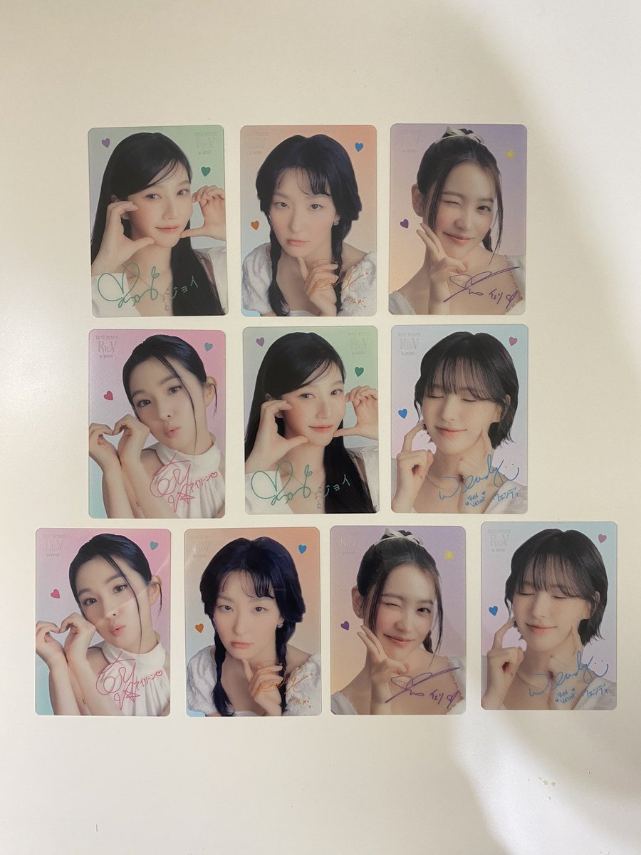 freda035's tweet photo. Red Velvet 4th Concert : R to V in Japan 日本オリジナルグッズ

クリアトレカ
うちわ
フォンタブとネックレストラップ

#RedVelvet
#RtoV_inJAPAN
#Irene
#Seulgi
#Wendy
#Joy
#Yeri https://t.co/7St5jRRSf0