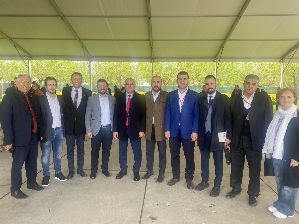 avtekinturan's tweet photo. Büyük İstanbul mitinginde 3. Bölge milletvekili adayımız Sn.@dogandemir41 ile birlikte yönetim olarak anı ölümsüzleştirdik.
Çok güzelsin İstanbul.
@Ahmet_Davutoglu @isamesihsahin @fvzdnt @EsenyurtGelecek https://t.co/Gjjy9Yf8bL
