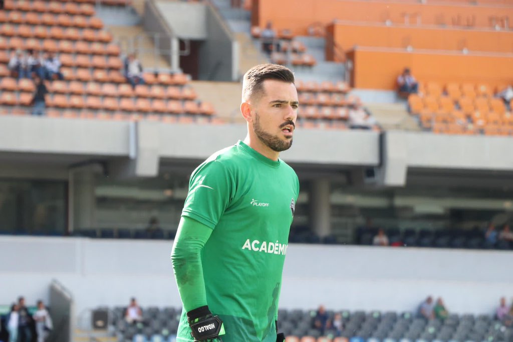 academicaoaf's tweet photo. Aquecimento feito ✅ Vamos ao jogo 💪
#PuroFutebol #AACLGCM https://t.co/C14dE4ZTfl