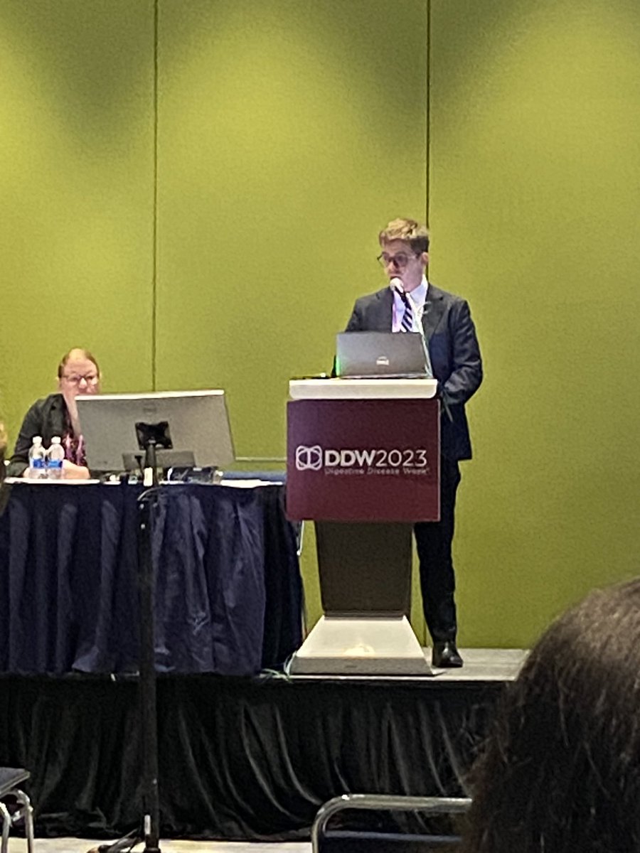 SusanGearhartMD's tweet photo. Congrats to our international colorectal research resident, Jakub Wlodarczyk an excellent presentation on frailty and rectal cancer at the DDW! #frailtyfighters#hopkinssurgery https://t.co/tCHvSPXrnI