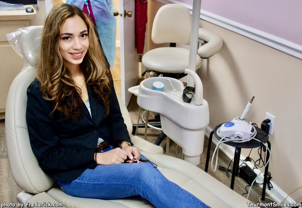 FrederickCounty's tweet photo. Make sure to get a yearly teeth 🦷 check up @ThurmontSmiles
https://t.co/oJKQvvgzkf
#yearlycheckup #teethcleaning #jeans #thurmont #maryland #dentist #dentistry #blackblazer https://t.co/MJQkF5mosu